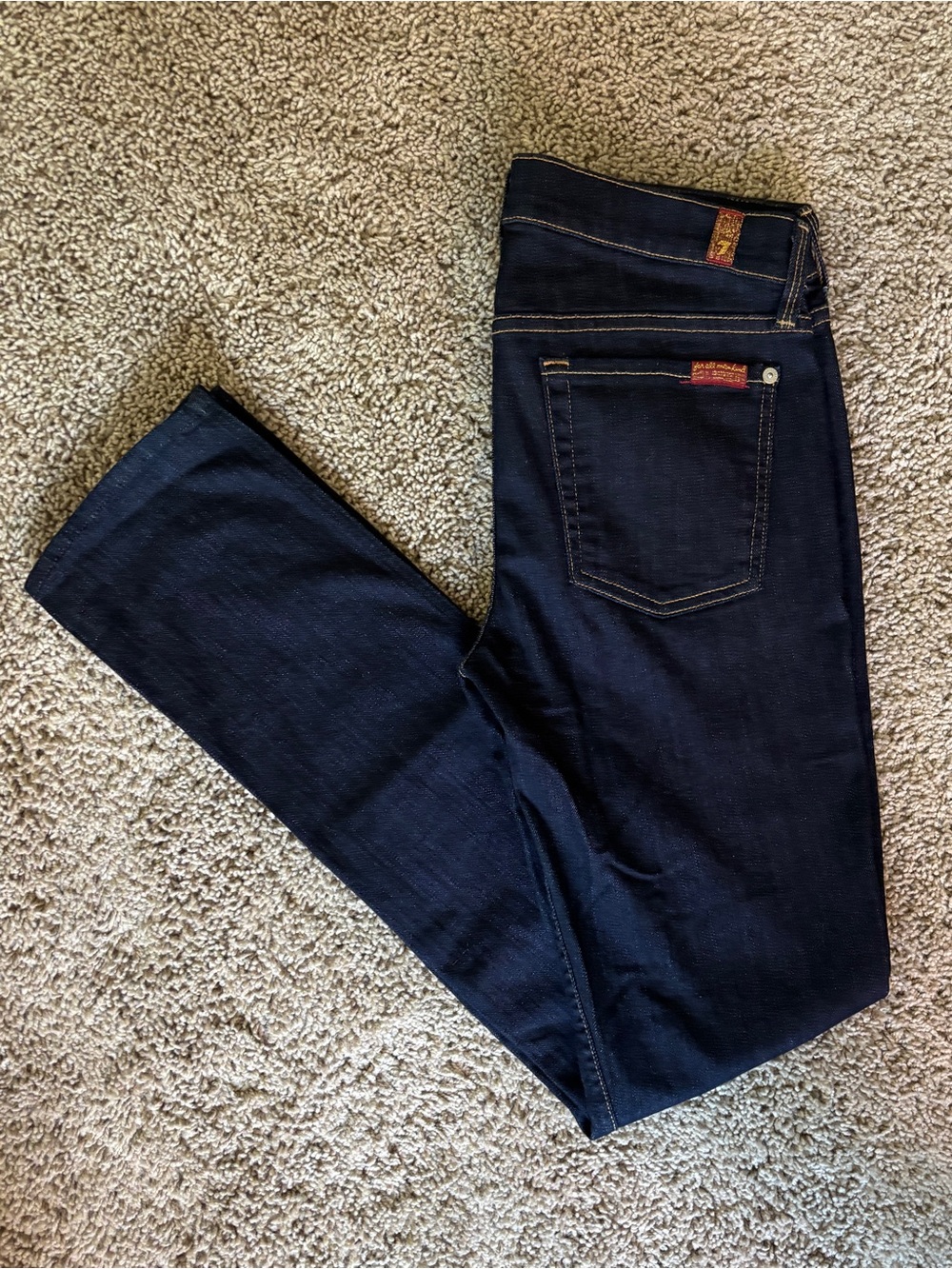 NWOT 7 For All Mankind straight leg jeans